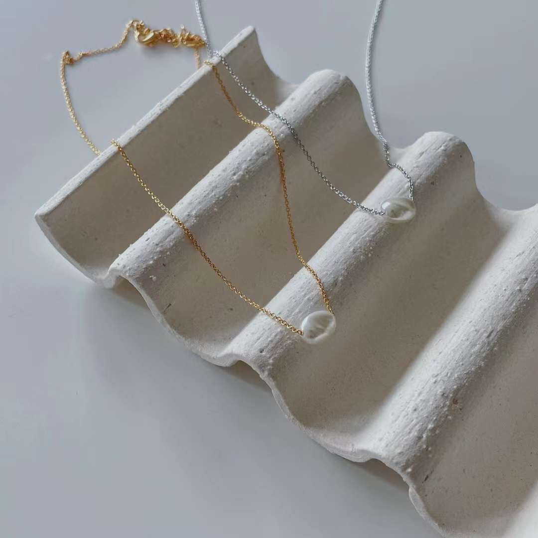 Plain Acrylic Pearl Chain Necklace