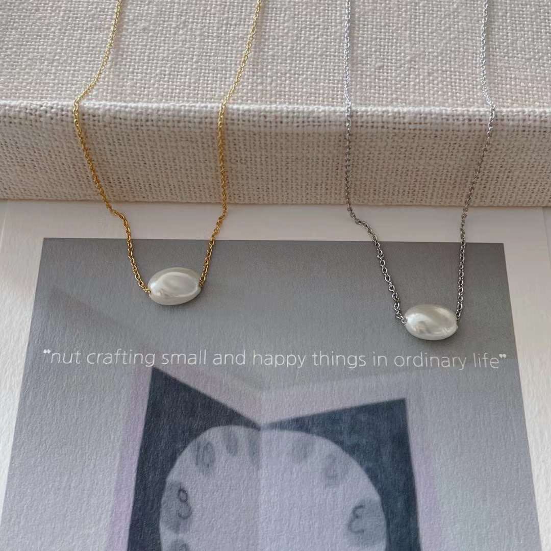 Plain Acrylic Pearl Chain Necklace