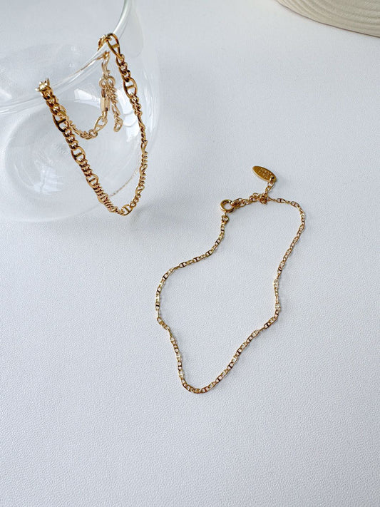 Gold Chunky Chain Pig Nose Anklet | 2 Sizes